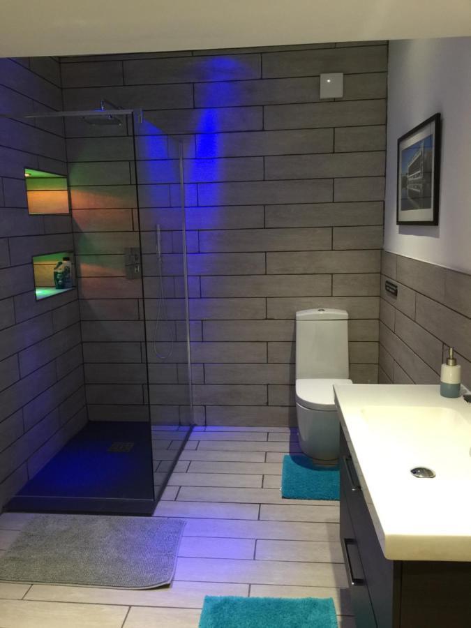 Vollie House With Hot Tub, Sauna & Log Burner Penpont Екстер'єр фото