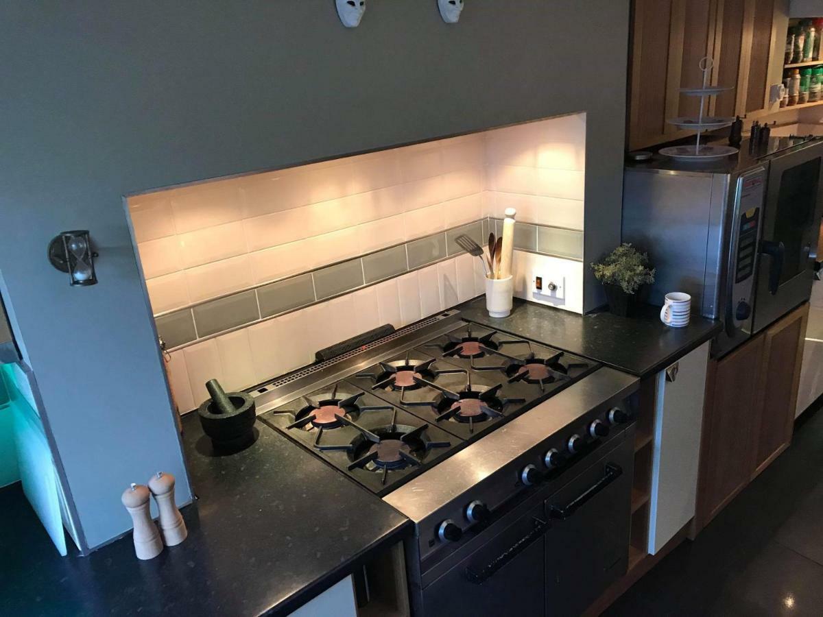 Vollie House With Hot Tub, Sauna & Log Burner Penpont Екстер'єр фото