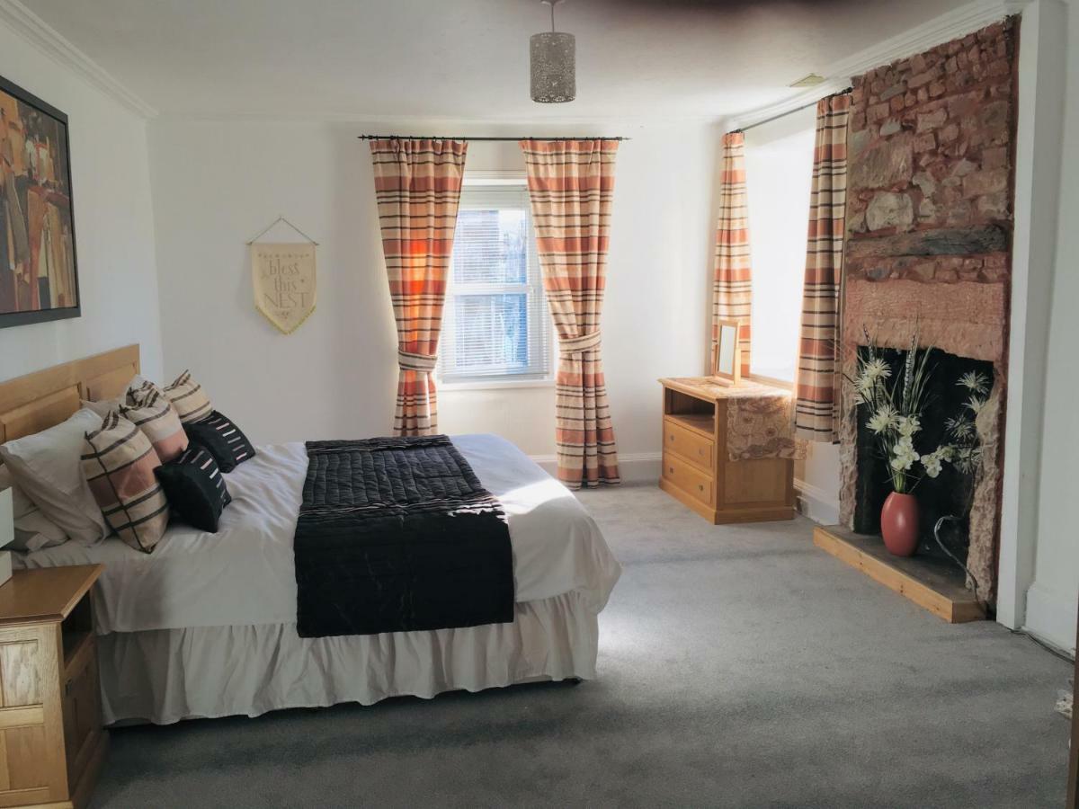 Vollie House With Hot Tub, Sauna & Log Burner Penpont Екстер'єр фото