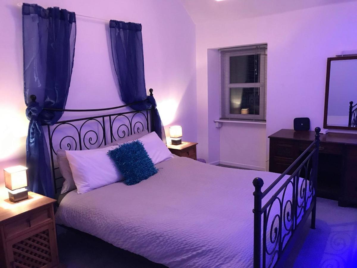 Vollie House With Hot Tub, Sauna & Log Burner Penpont Екстер'єр фото